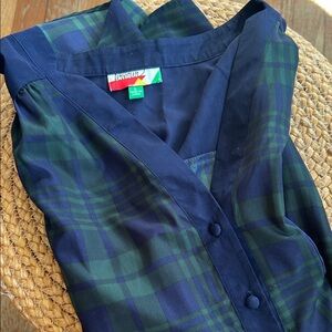 Sleeveless Plaid Button-Up Shirt, navy, green